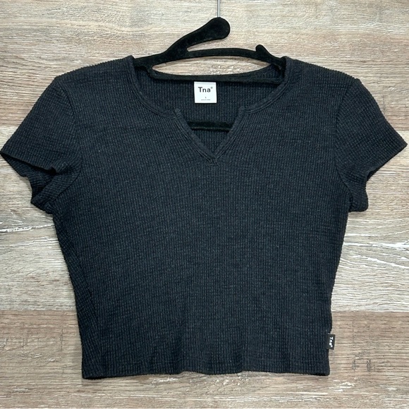 TNA Waffle Notch Shirt - Picture 3 of 4